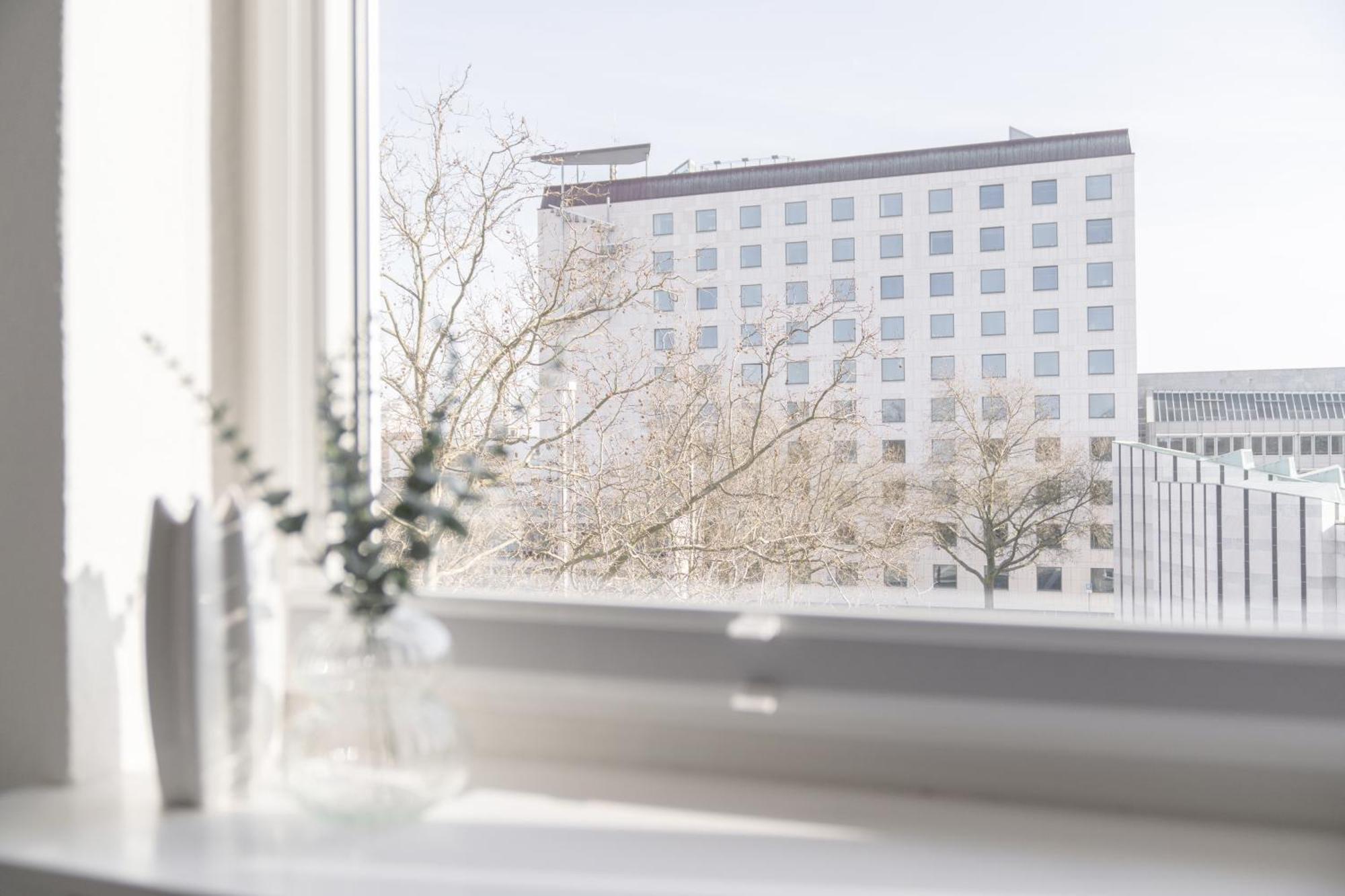 Wolfsburg Innenstadt - Happyhome - Direkt In Der Porschestrasse, 5 Personen & Kind, 3 Zimmer Екстер'єр фото