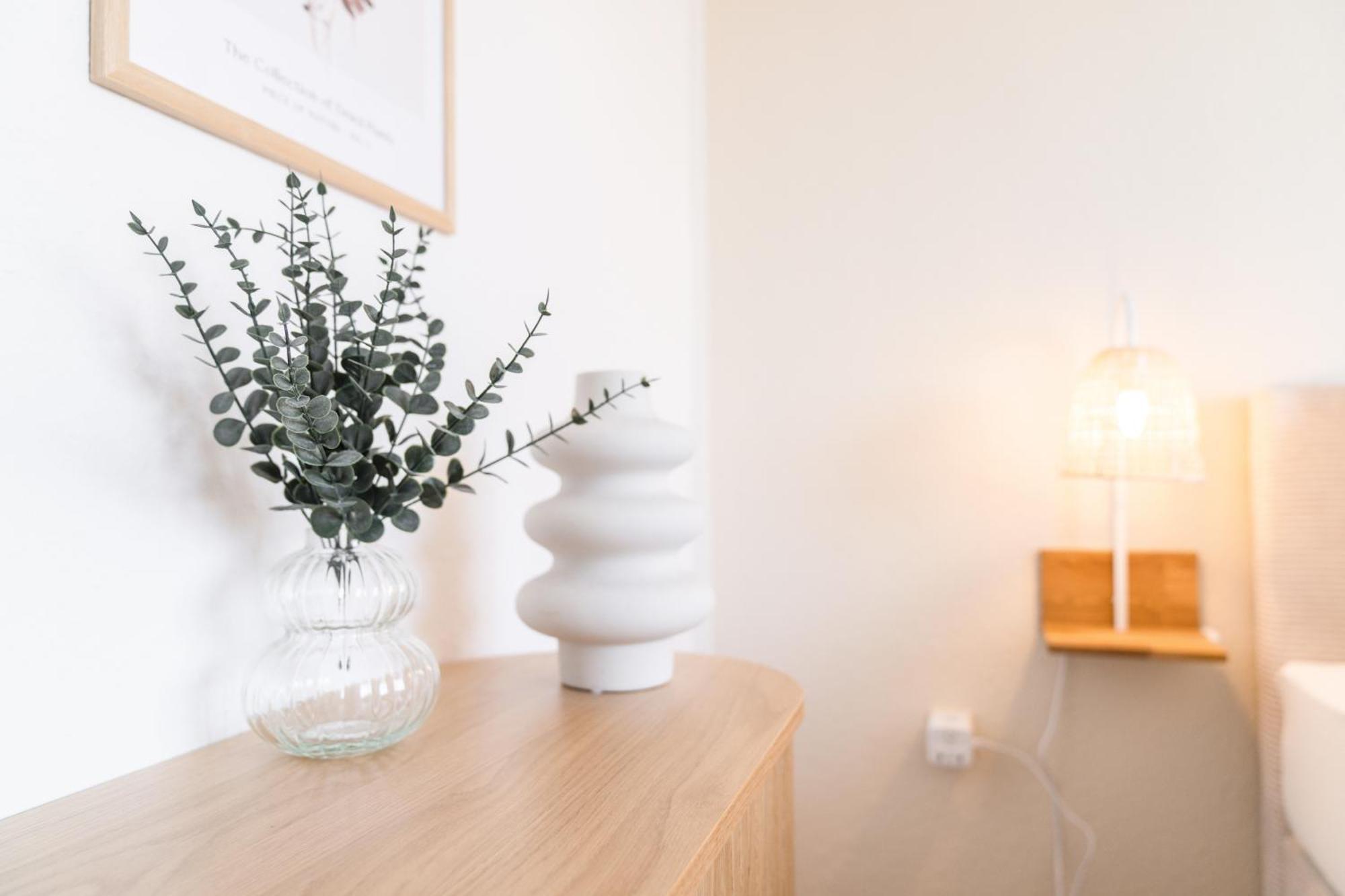 Wolfsburg Innenstadt - Happyhome - Direkt In Der Porschestrasse, 5 Personen & Kind, 3 Zimmer Екстер'єр фото